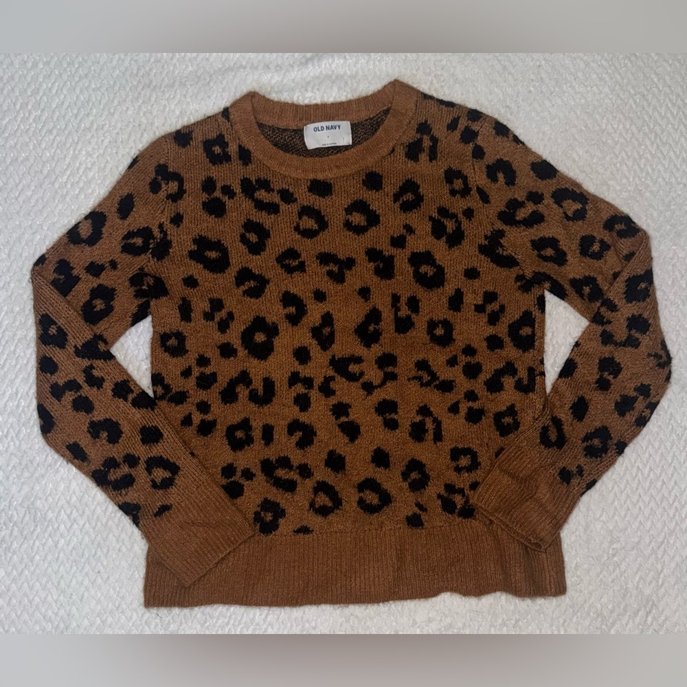 Old Navy Women's Leopard Print Sweater